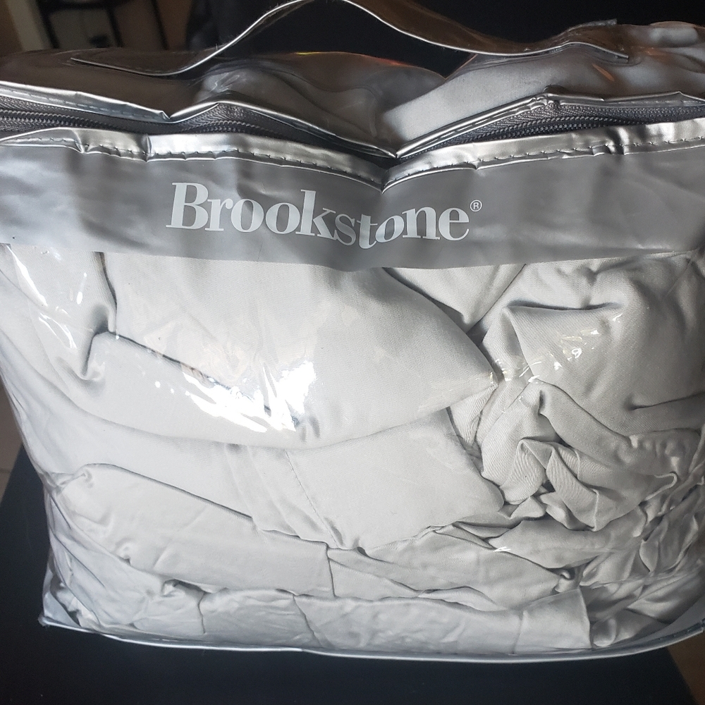 Brookstone® BioSense™ 500-Thread-Count Lyocell - Picture 2 of 2